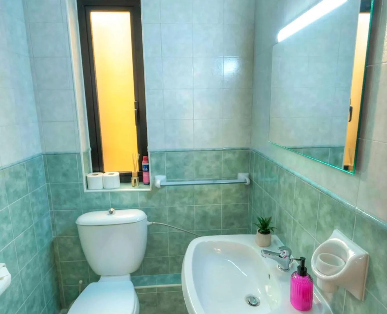 Apartment Large & Cozy Flat, Spacious Yard, Near Beach Pmic1-2 Sliema